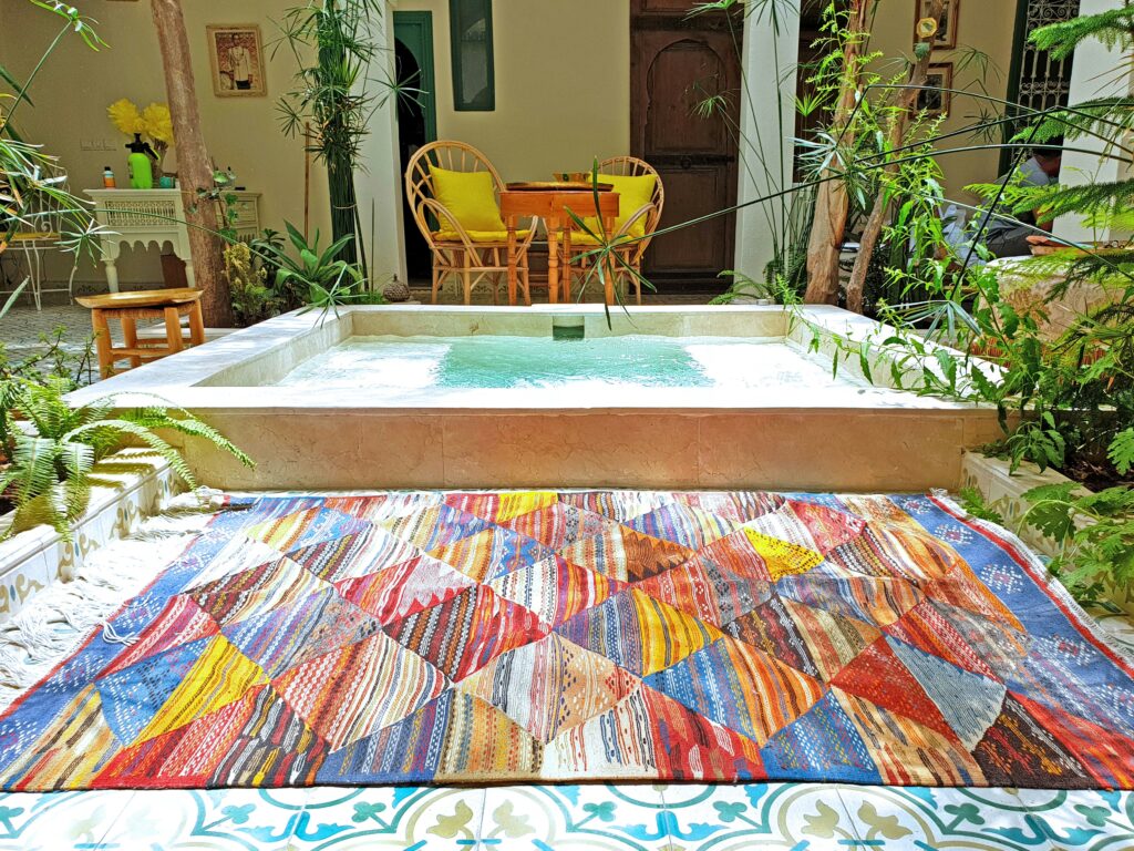 moroccan rug - Amur Na Kush