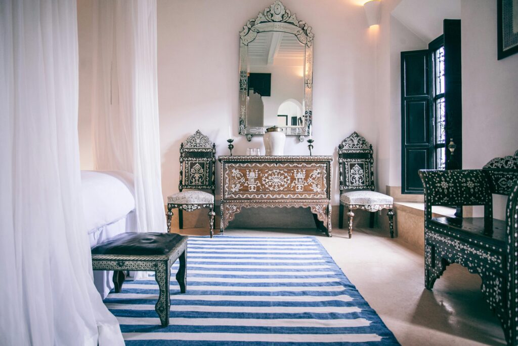 How to Style a Moroccan Rug in Modern Interiors | Moroccan Rug Home Decor Guide .