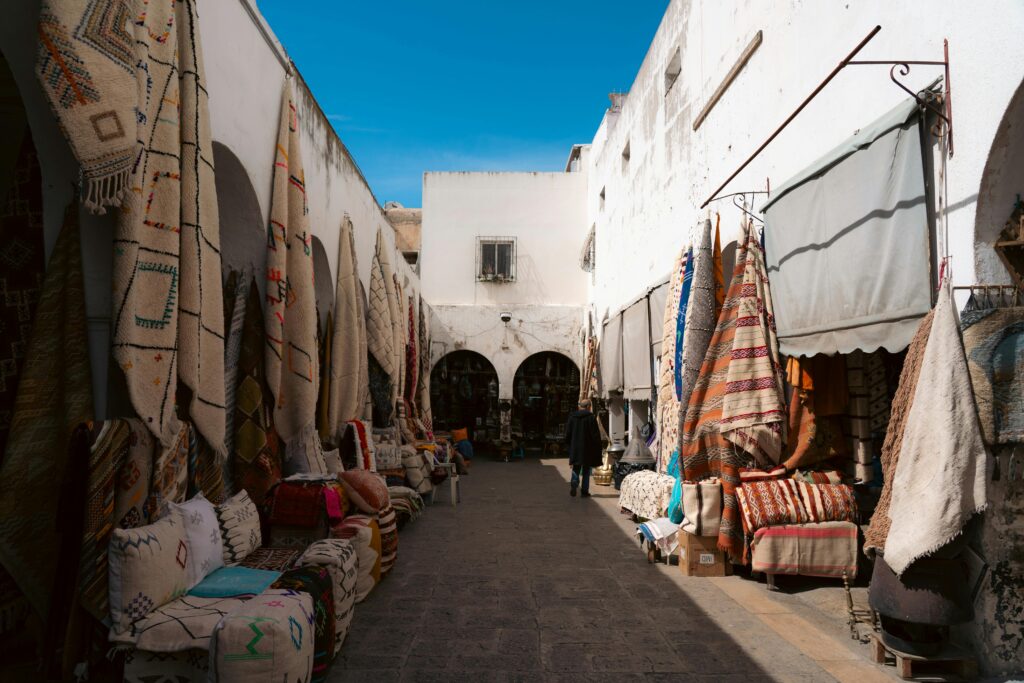 How to Choose the Perfect Moroccan Rug (Size, Material & Design)